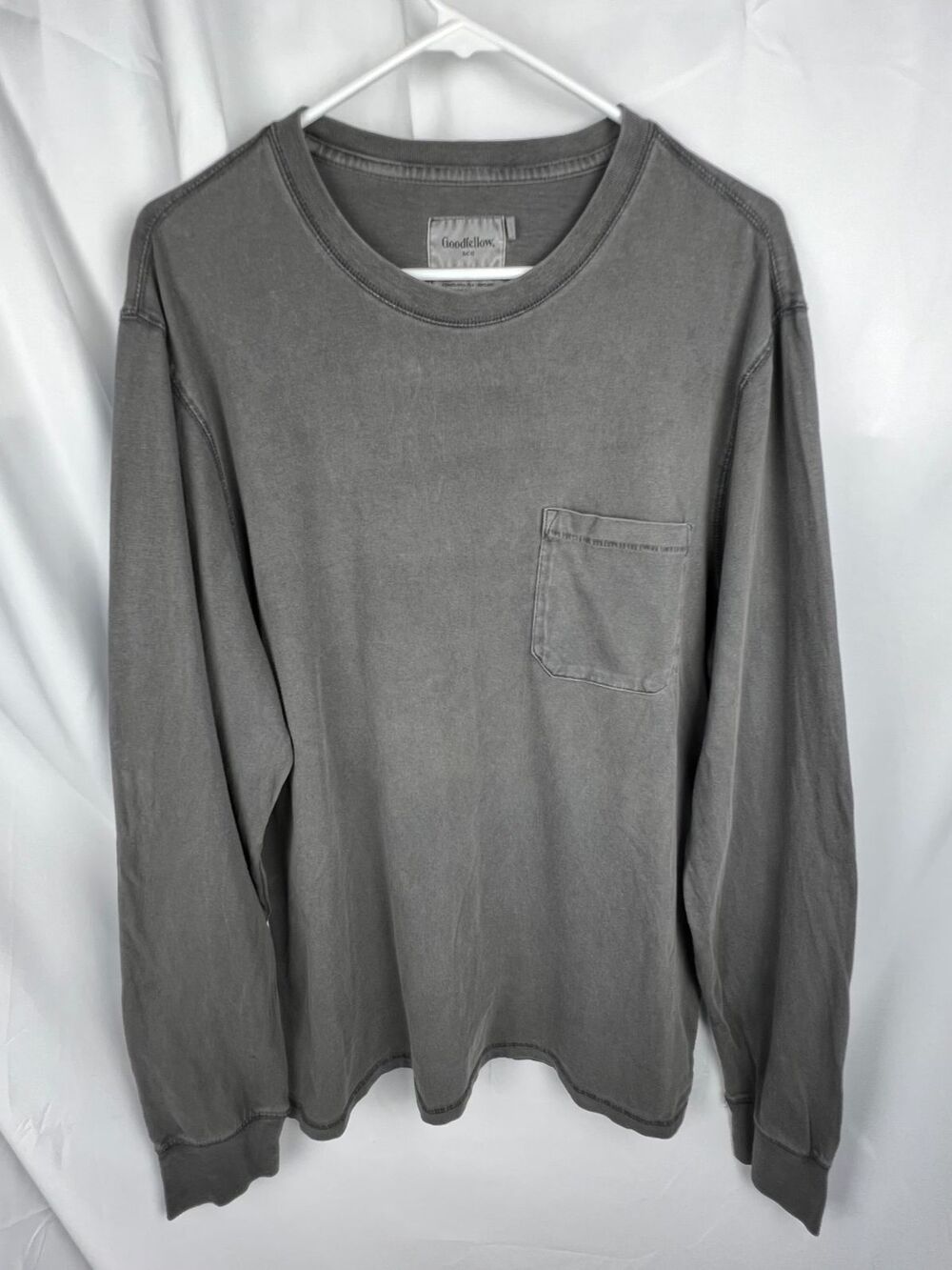 Goodfellow & Co Men’s Large Gray Long Sleeve Pocket T Shirt Faded Casual